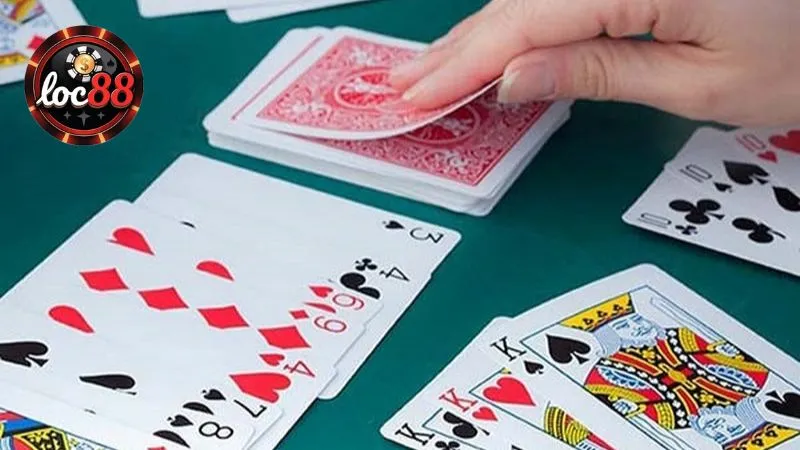 Sâm Lốc không phân biệt chất bài, tạo điều kiện người chơi đa dạng cách đánh