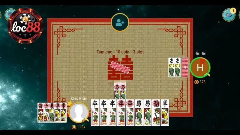 Trò chơi có luật định rõ ràng về cách ra quân đúng, hợp lệ cho từng vòng